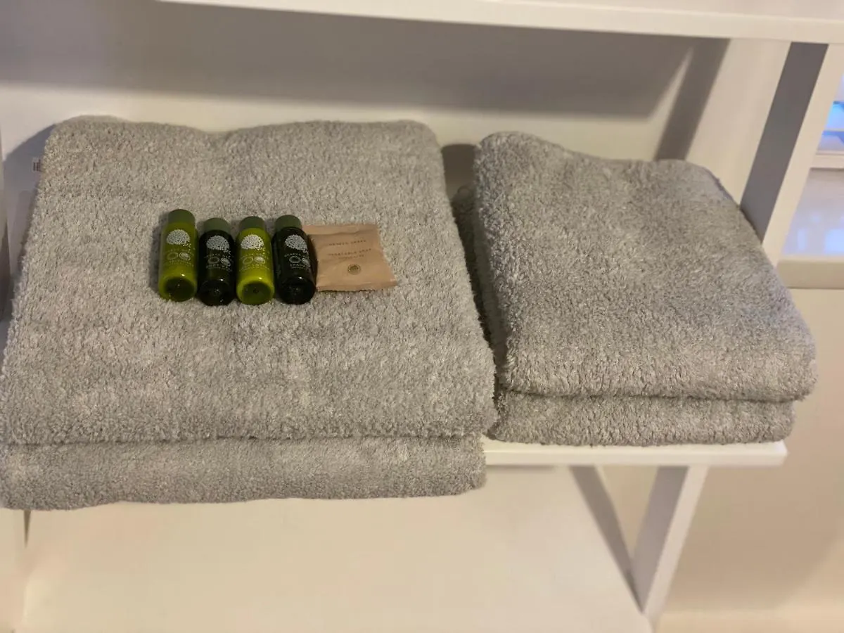 Spacious 1 Bedroom Flat In London
